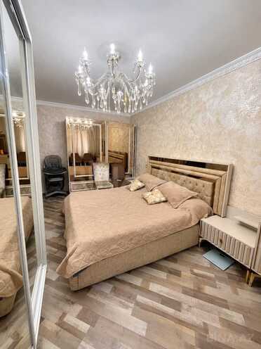 Продается 3-комн. вторичка 75 м², Ясамальский р., photo 6 from 13