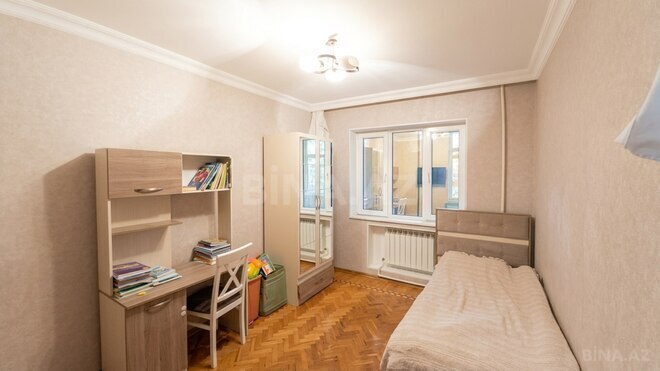 Продаётся 3-комн. вторичка 90 м², Ясамальский р., photo 6 from 18