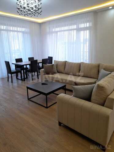 Сдается 3-комн. новостройка 140 м², м. Низами, photo 3 from 23
