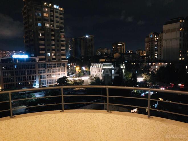 Сдается 3-комн. новостройка 140 м², м. Низами, photo 20 from 23
