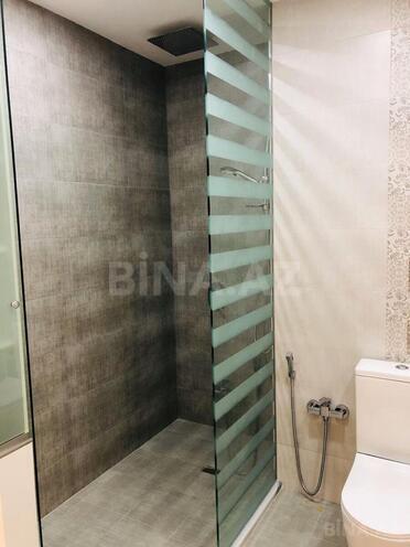 Сдается 3-комн. новостройка 140 м², м. Низами, photo 21 from 23