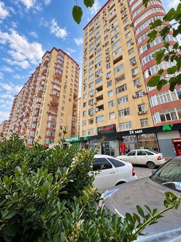 Продаётся 2-комн. новостройка 65 м², м. Иншаатчылар, photo 1 from 14