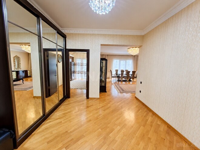 İcarəyə verilir 3 otaqlı yeni tikili 160 m², 28 May m., photo 8 from 17
