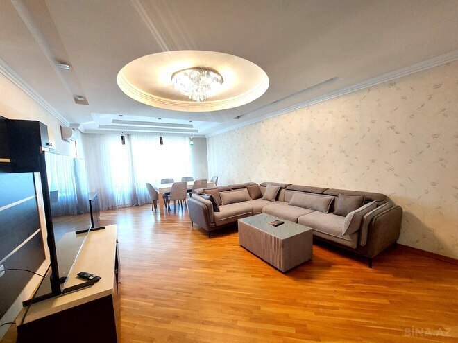Сдается 4-комн. новостройка 180 м², м. Низами, photo 3 from 26