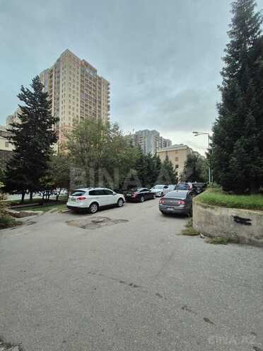 Satılır 2 otaqlı köhnə tikili 60 m², Elmlər Akademiyası m., photo 3 from 28