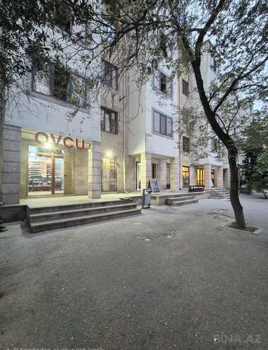 Satılır 2 otaqlı köhnə tikili 60 m², Elmlər Akademiyası m., photo 1 from 28