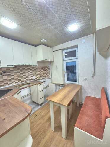 Satılır 2 otaqlı köhnə tikili 65 m², İnşaatçılar m., photo 14 from 21