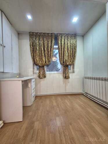Satılır 2 otaqlı köhnə tikili 65 m², İnşaatçılar m., photo 3 from 21