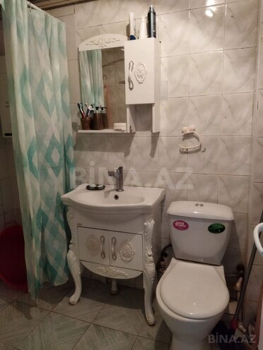 Продаётся 3-комн. вторичка 80 м², м. Кара Караев, photo 14 from 17