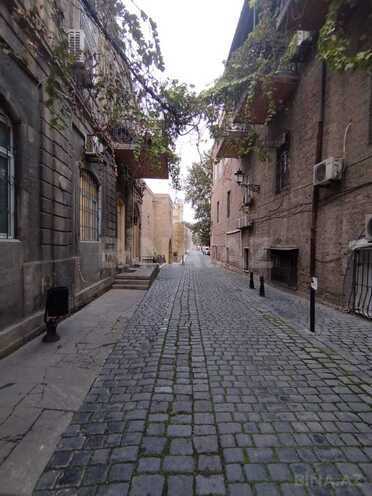 Продаётся 2-комн. вторичка 35 м², м. Ичеришехер, photo 6 from 14