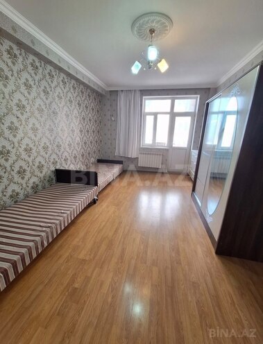 Сдается 2-комн. новостройка 60 м², м. Нефтчиляр, photo 1 from 6