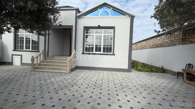 Satılır 4 otaqlı həyət evi/bağ evi 130 m², Ramana q., photo 1 from 13