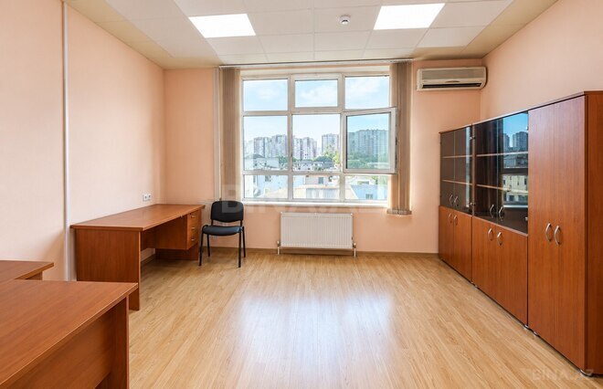 İcarəyə verilir  obyekt 2 500 m², İnşaatçılar m., photo 13 from 21
