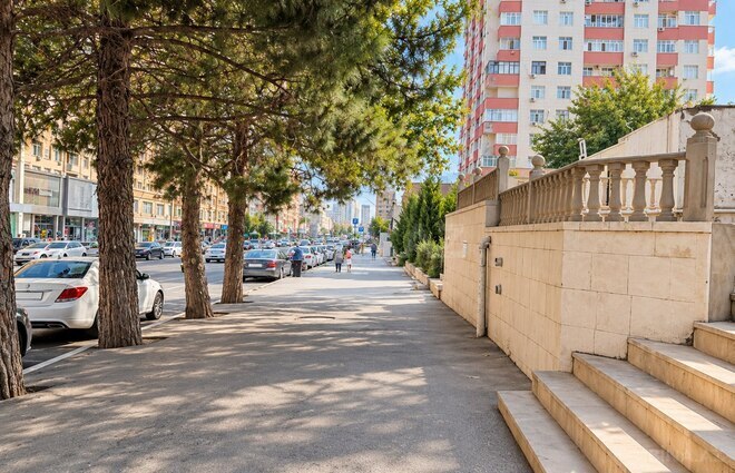 İcarəyə verilir  obyekt 2 500 m², İnşaatçılar m., photo 3 from 21