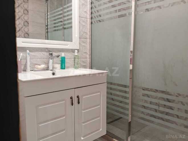 Satılır 3 otaqlı köhnə tikili 92 m², İnşaatçılar m., photo 18 from 31