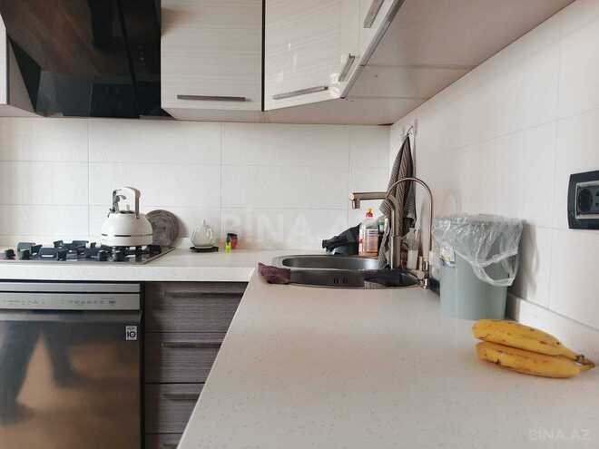 Satılır 3 otaqlı köhnə tikili 92 m², İnşaatçılar m., photo 14 from 31