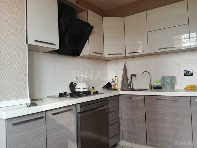 Satılır 3 otaqlı köhnə tikili 92 m², İnşaatçılar m., photo 13 from 31