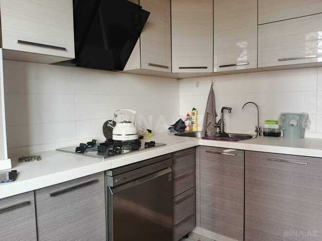 Satılır 3 otaqlı köhnə tikili 92 m², İnşaatçılar m., photo 15 from 31