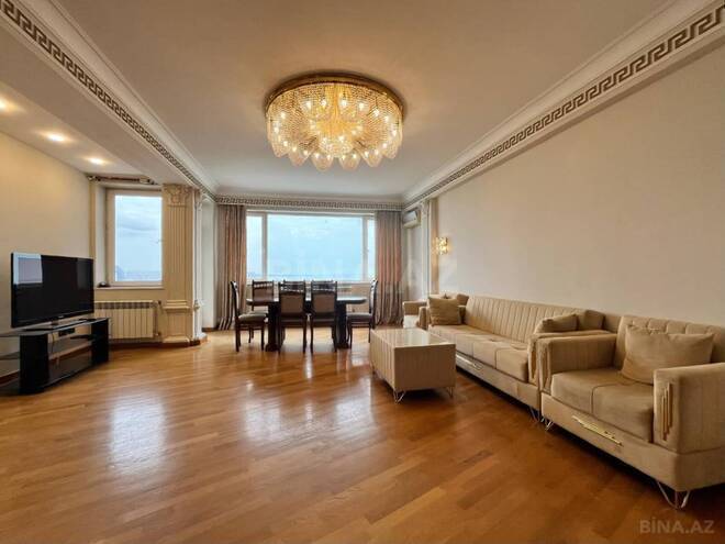 Сдаётся 3-комн. новостройка 150 м², м. Ичеришехер, photo 1 from 30