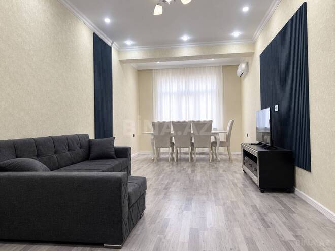 Продается 2-комн. новостройка 72 м², м. Ази Асланов, photo 3 from 12
