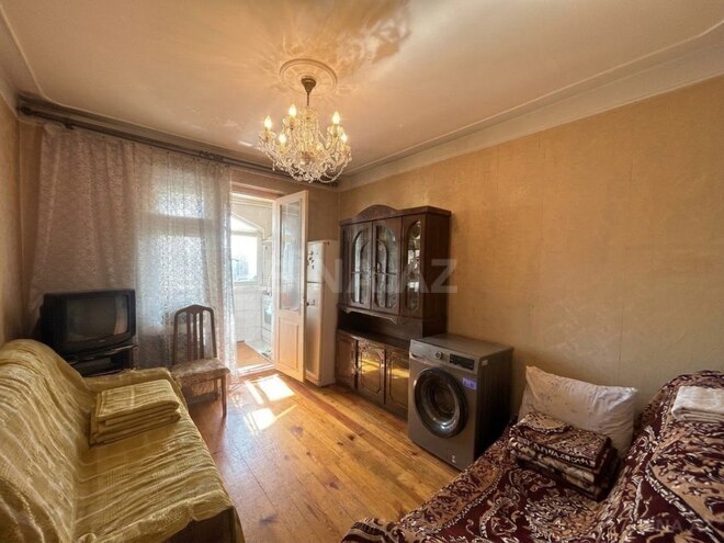 Продаётся 3-комн. вторичка 60 м², м. Кара Караев, photo 5 from 12