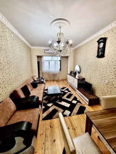 İcarəyə verilir 2 otaqlı köhnə tikili 70 m², Nəriman Nərimanov m., photo 3 from 10