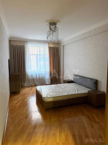 İcarəyə verilir 3 otaqlı yeni tikili 130 m², Yeni Yasamal q., photo 6 from 8