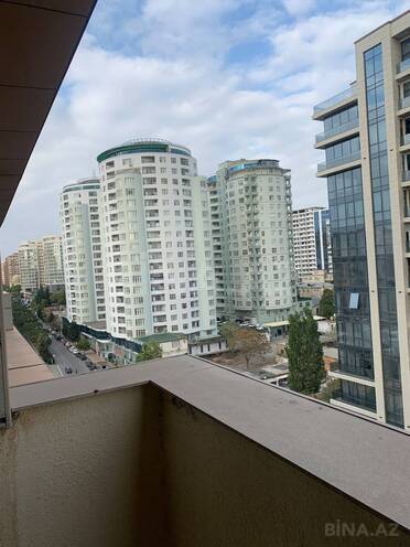 Продаётся 3-комн. новостройка 132 м², м. Низами, photo 4 from 11