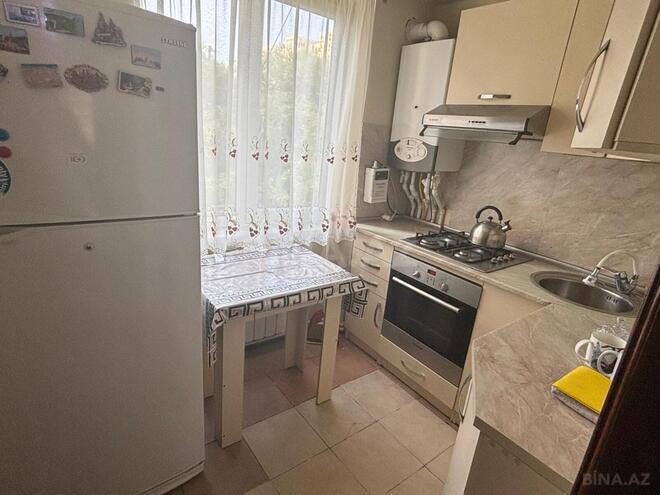 İcarəyə verilir 3 otaqlı köhnə tikili 75 m², Elmlər Akademiyası m., photo 3 from 8