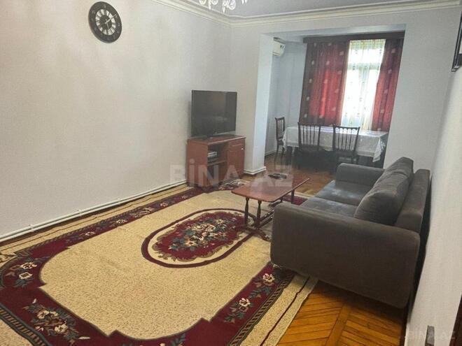İcarəyə verilir 3 otaqlı köhnə tikili 75 m², Elmlər Akademiyası m., photo 1 from 8