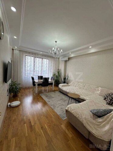 Продаётся 3-комн. новостройка 85 м², м. Кара Караев, photo 1 from 10