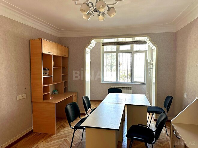 İcarəyə verilir 5 otaqlı köhnə tikili 150 m², Qara Qarayev m., photo 8 from 32