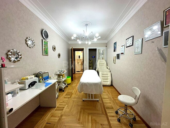 İcarəyə verilir 5 otaqlı köhnə tikili 150 m², Qara Qarayev m., photo 23 from 32