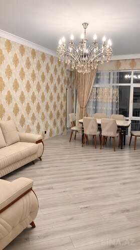 Сдаётся 3-комн. новостройка 156 м², м. Нариман Нариманов, photo 1 from 12