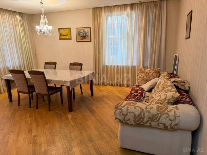 Сдаётся 2-комн. вторичка 80 м², Ясамальский р., photo 3 from 15