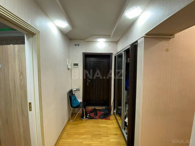 Продаётся 3-комн. вторичка 75 м², м. Низами, photo 18 from 24