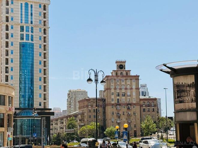 Продаётся 3-комн. вторичка 75 м², м. Низами, photo 17 from 24