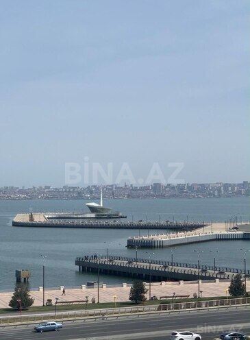 Сдаётся 3-комн. вторичка 85 м², м. Сахил, photo 1 from 16