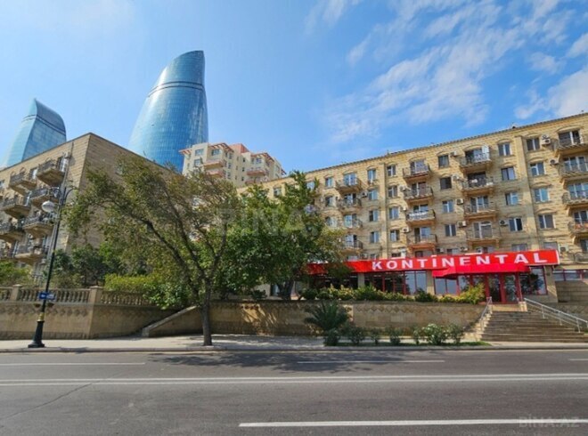 Продаётся 1-комн. вторичка 40 м², м. Ичеришехер, photo 1 from 14