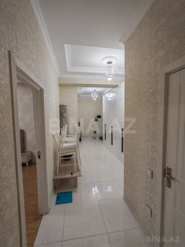 Сдаётся 3-комн. новостройка 110 м², Абшеронcкий  р., photo 13 from 16