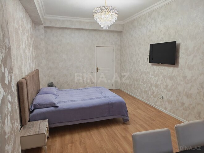 Сдаётся 3-комн. новостройка 110 м², Абшеронcкий  р., photo 5 from 16