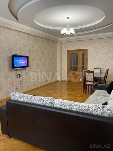 Satılır 3 otaqlı yeni tikili 163 m², 8-ci mikrorayon q., photo 3 from 16