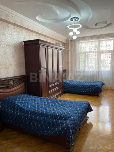 Satılır 3 otaqlı yeni tikili 163 m², 8-ci mikrorayon q., photo 8 from 16