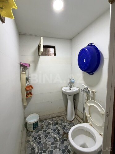 Продаётся 2-комн. вторичка 70 м², м. Ичеришехер, photo 4 from 13
