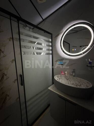 Satılır 2 otaqlı köhnə tikili 55 m², 8 Noyabr m., photo 13 from 16