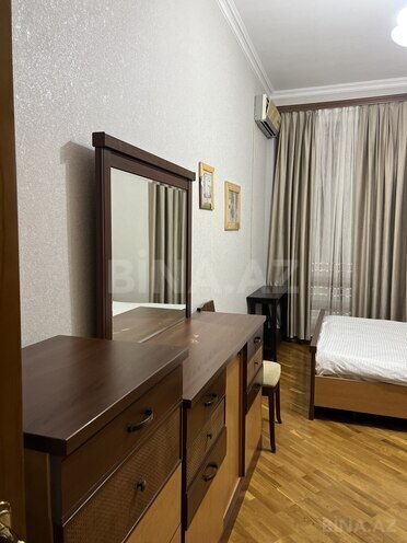 Сдаётся 2-комн. вторичка 60 м², м. Ичеришехер, photo 16 from 27