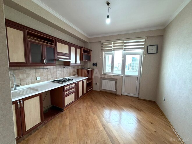 Продается 3-комн. новостройка 120 м², м. Элмляр Академиясы, photo 9 from 16