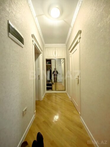 Satılır 2 otaqlı köhnə tikili 60 m², 28 May m., photo 23 from 27