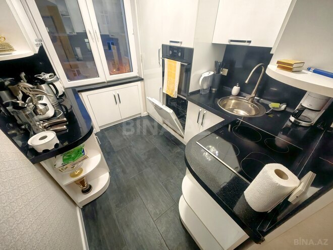 Satılır 2 otaqlı köhnə tikili 60 m², 28 May m., photo 19 from 27