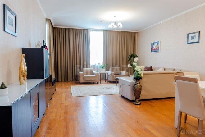 Сдается 3-комн. новостройка 170 м², м. Низами, photo 8 from 26